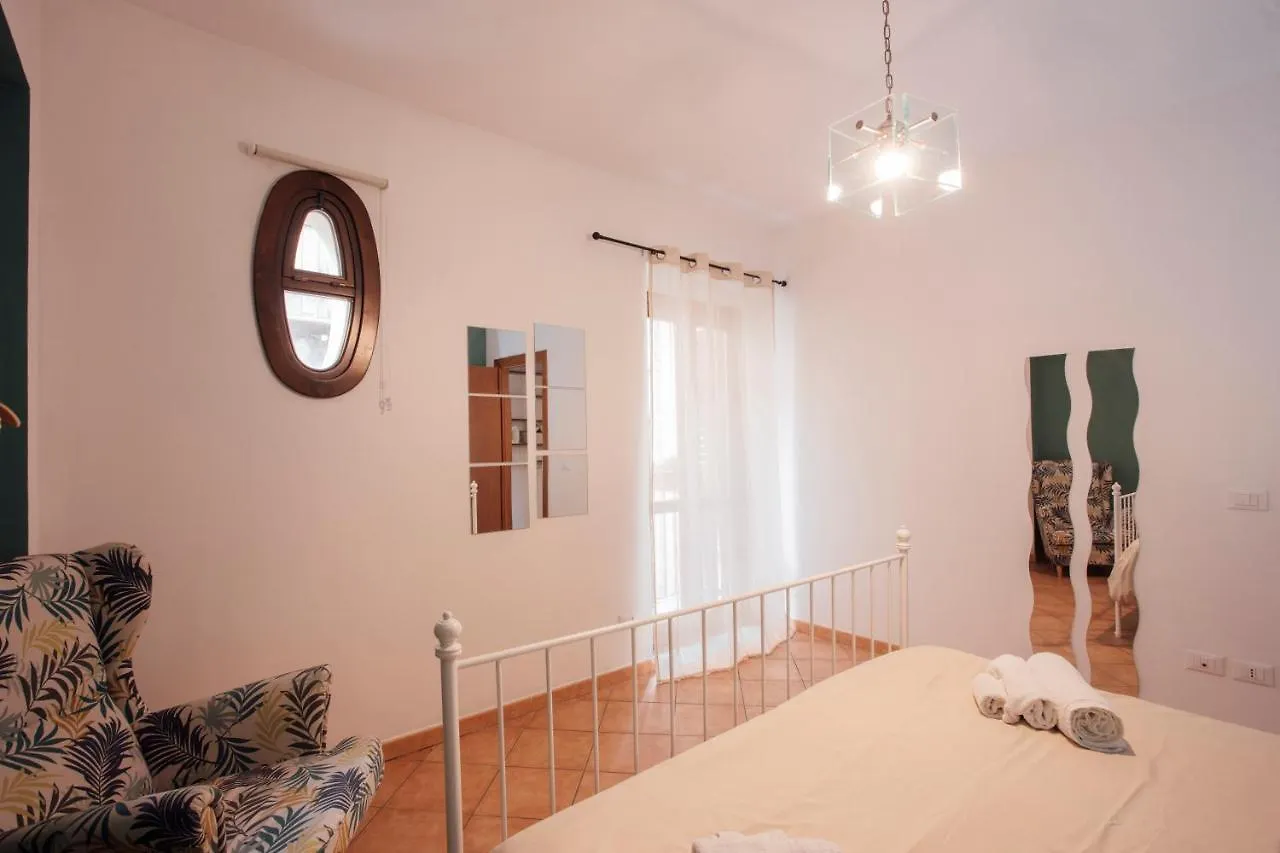 Apartment Casa Vacanze La Cattedrale Palermo Italy